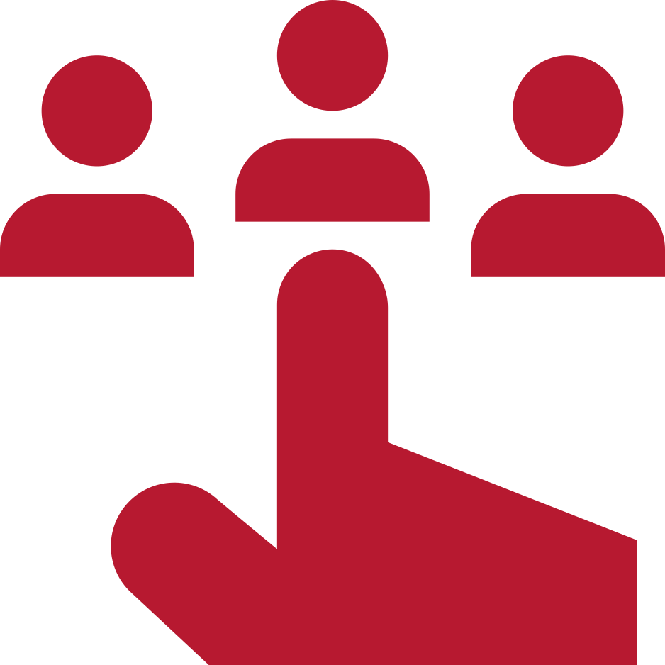 Rotes einer Hand, die mit dem Zeigefinger auf die mittlere von drei Personen zeigt.